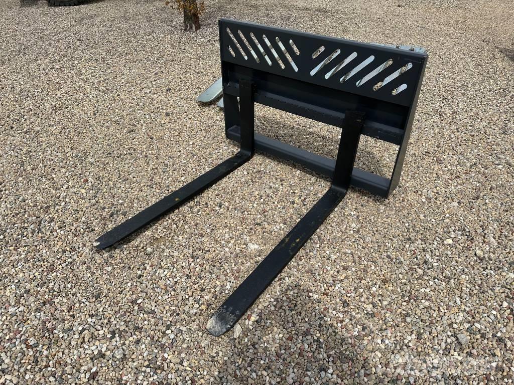 Bobcat Pallet forks Furci