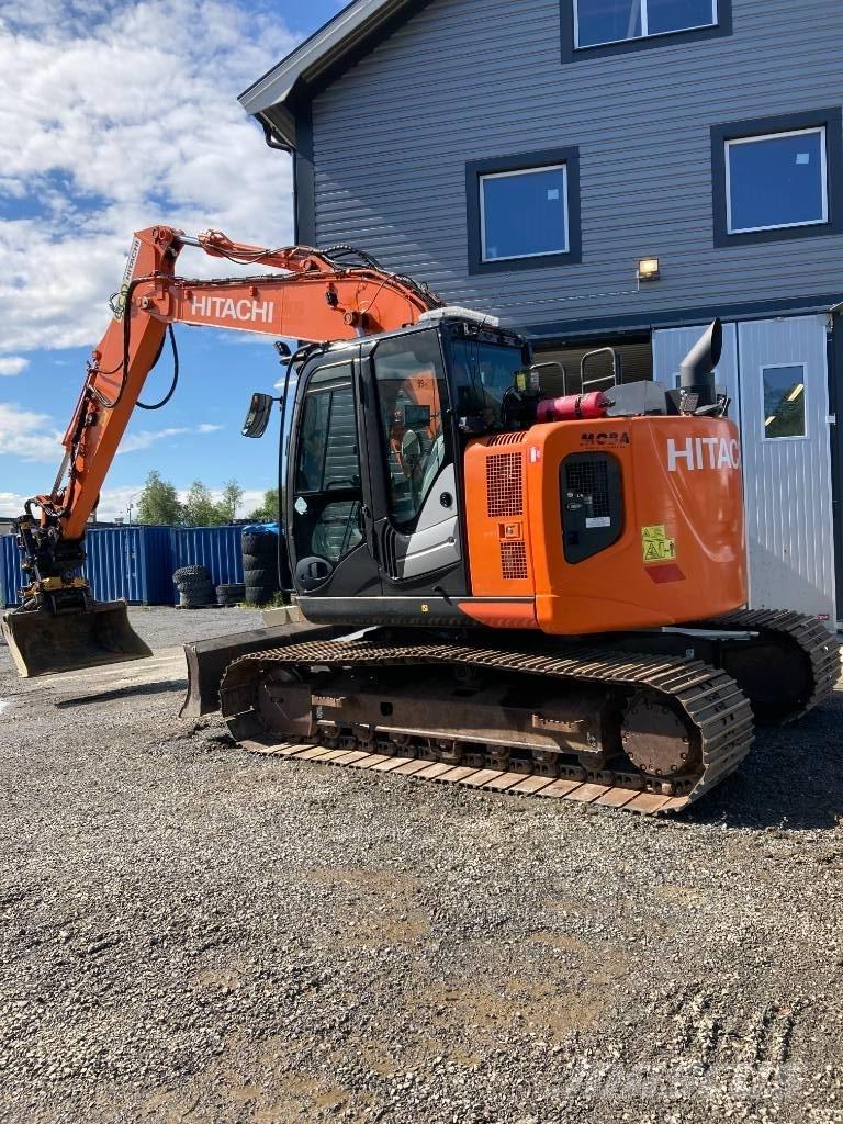 Hitachi ZX 135 US-6 Excavatoare pe șenile
