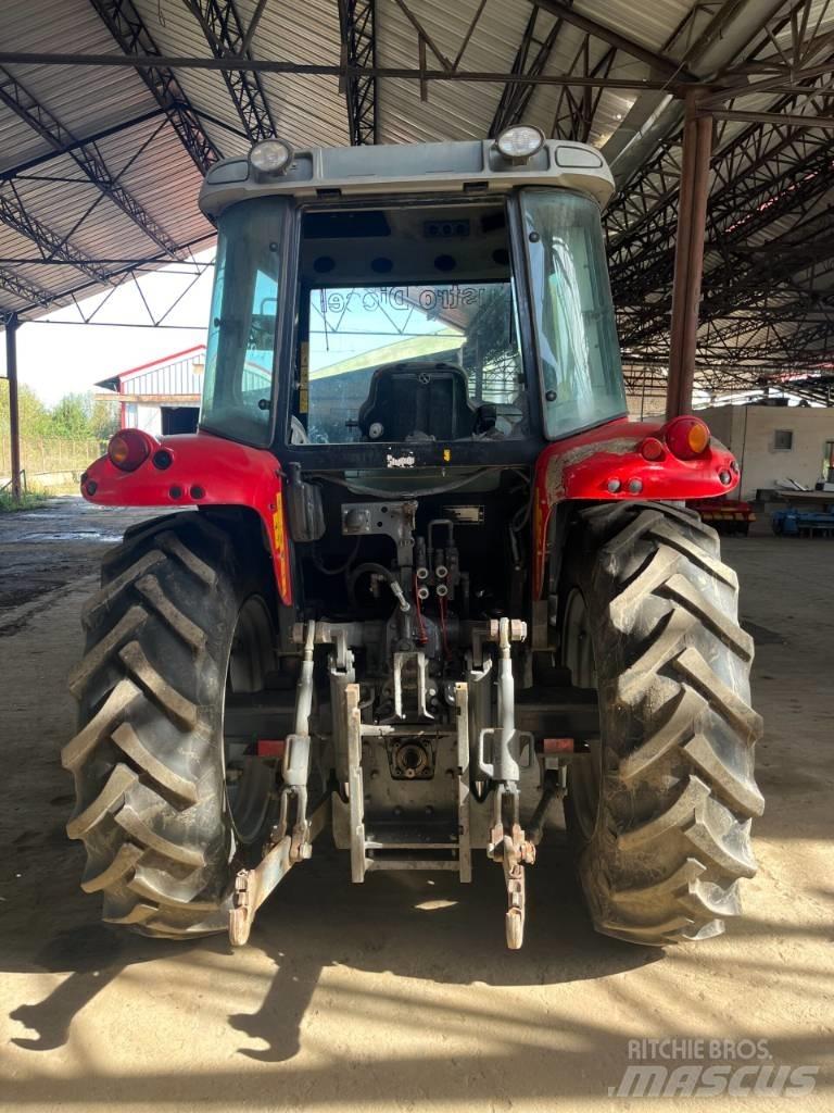 Massey Ferguson 5435 Tractoare