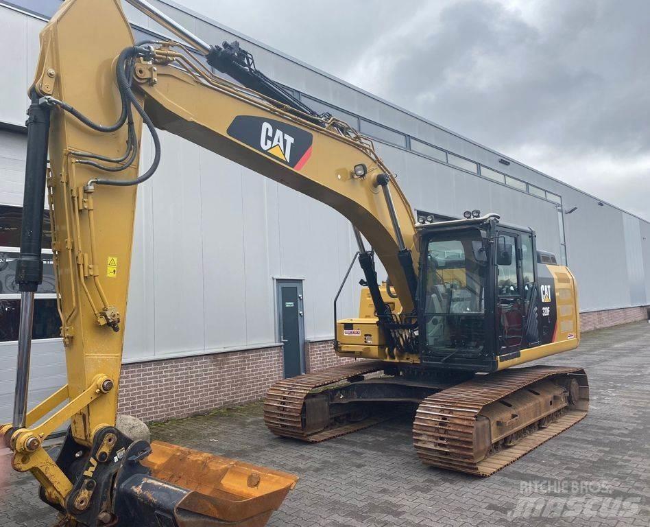 CAT 320 FL Excavatoare pe șenile
