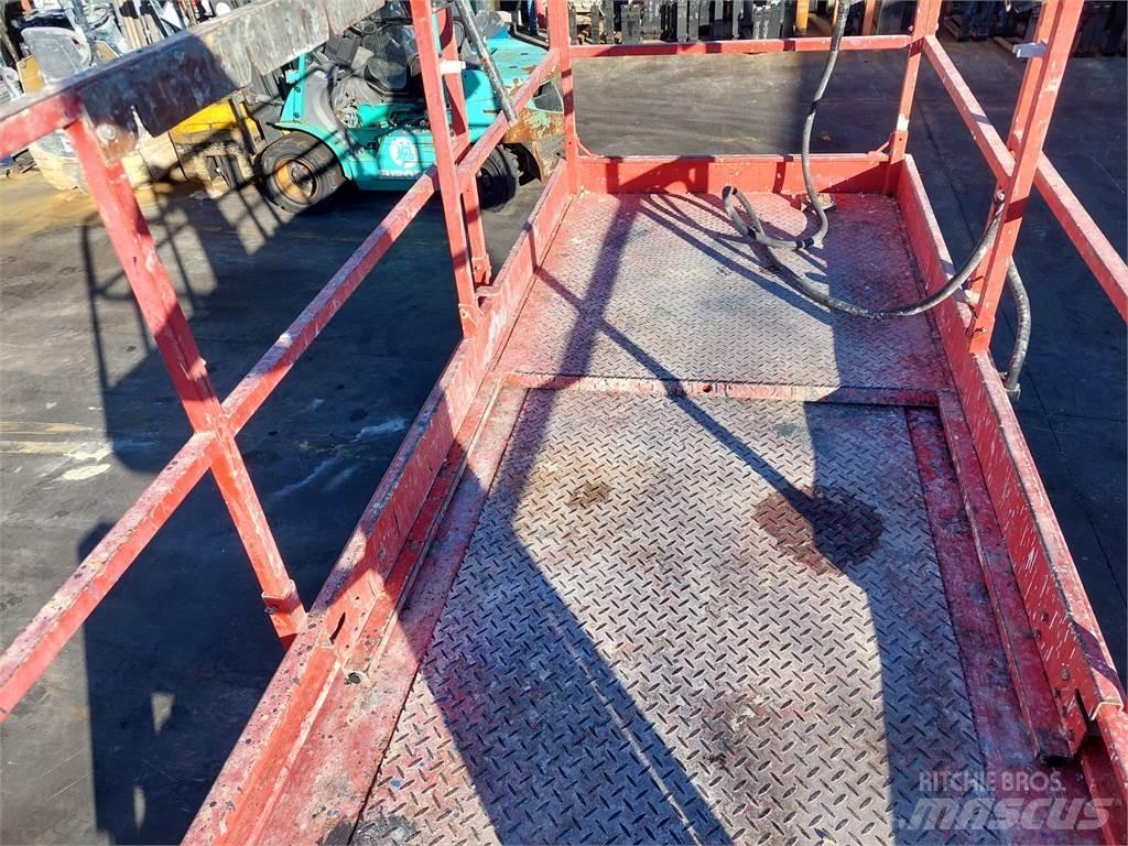 Haulotte C12DX Platforme foarfeca