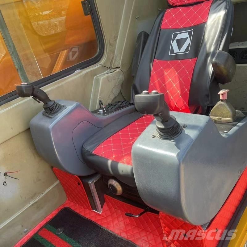 XCMG QY 100 K Macara pentru orice teren