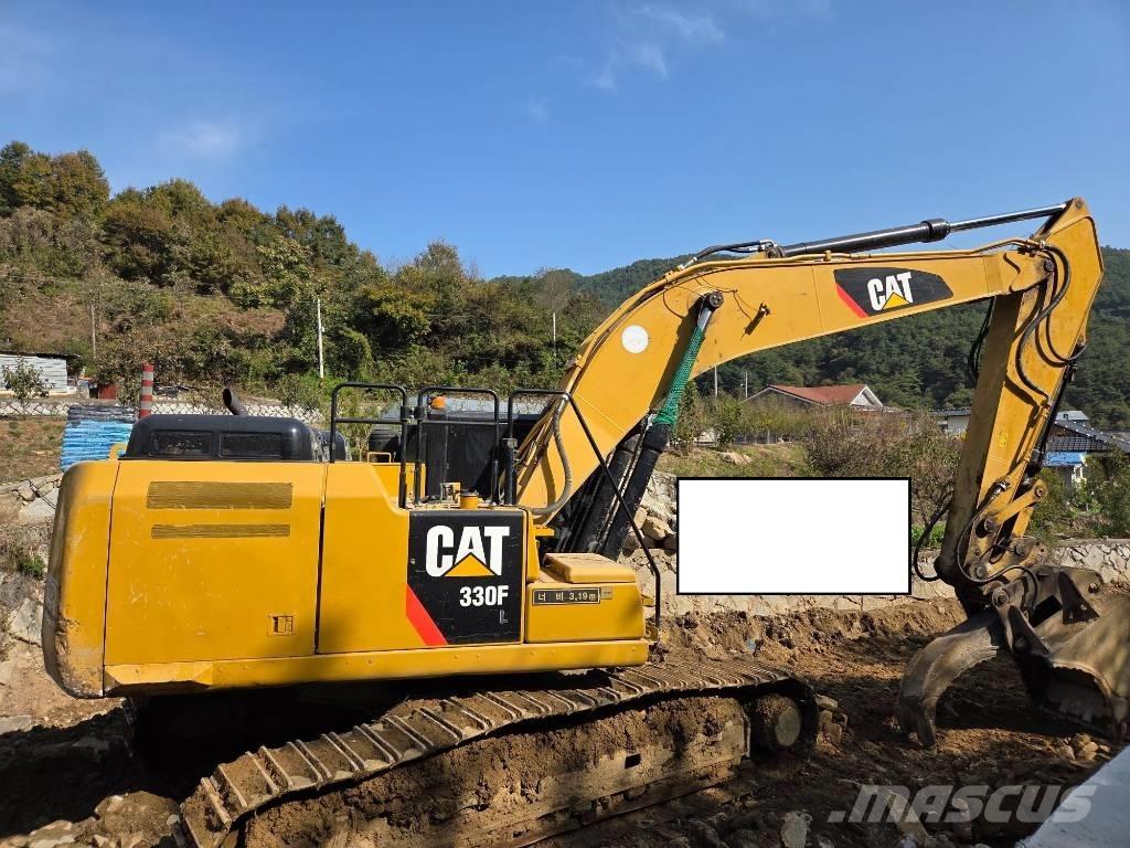 CAT 330FL Excavatoare pe șenile
