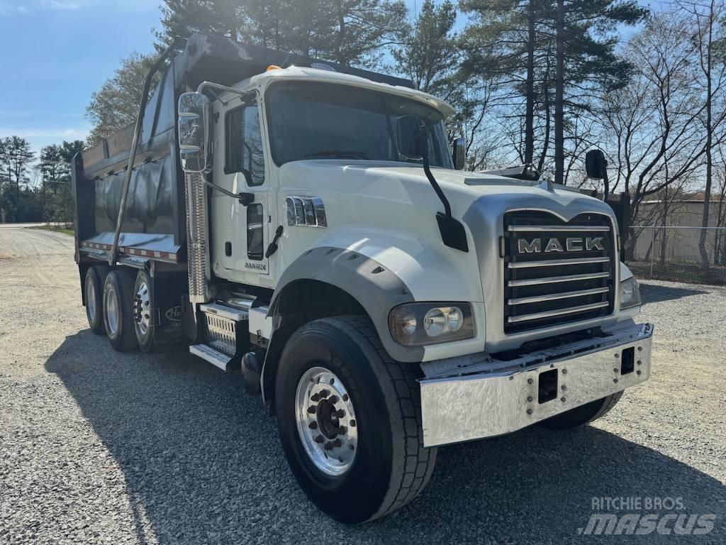 Mack GU433 Autobasculanta