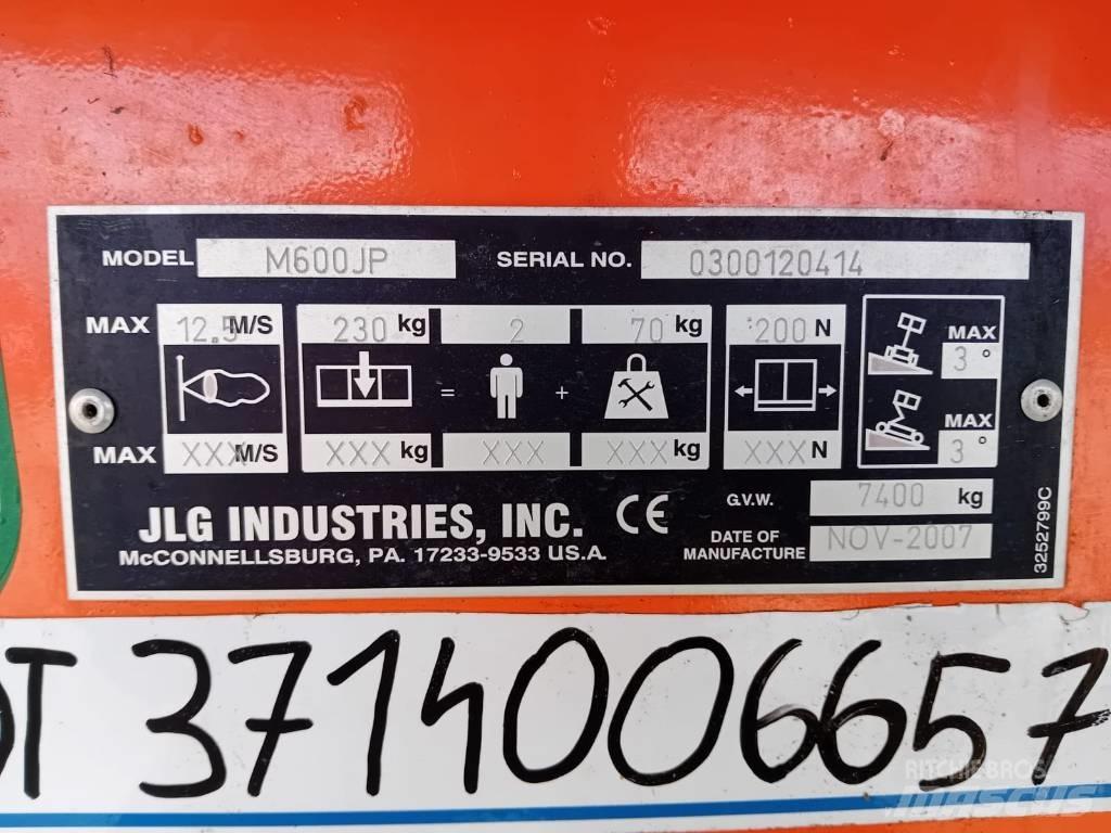 JLG M 600 JP Nacele cu brat articulat
