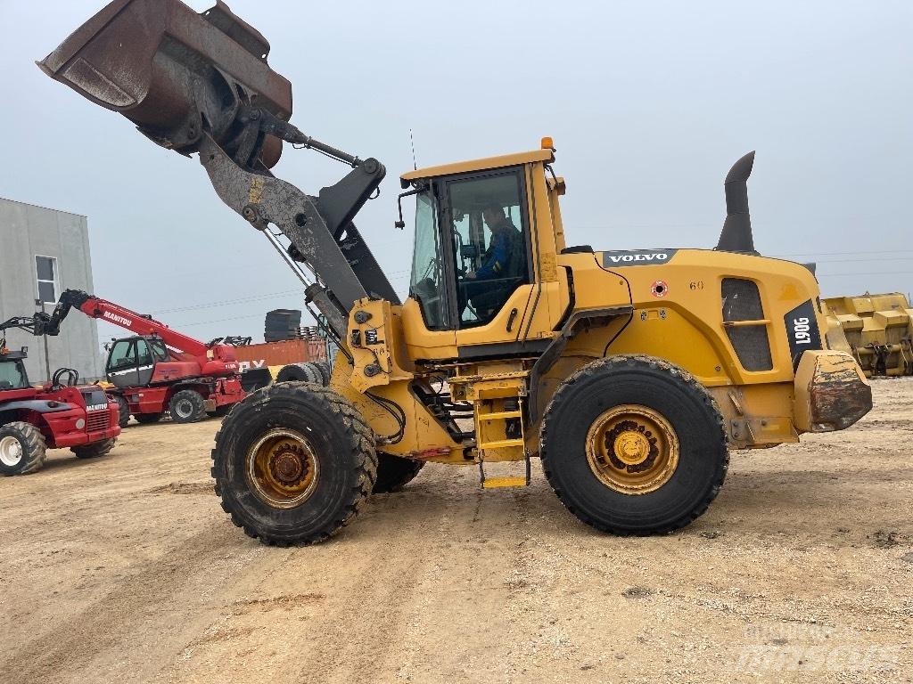 Volvo L 90 G Incarcator pe pneuri