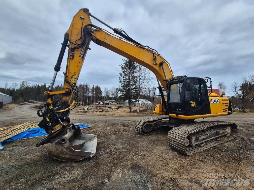 JCB 220 Excavatoare pe șenile
