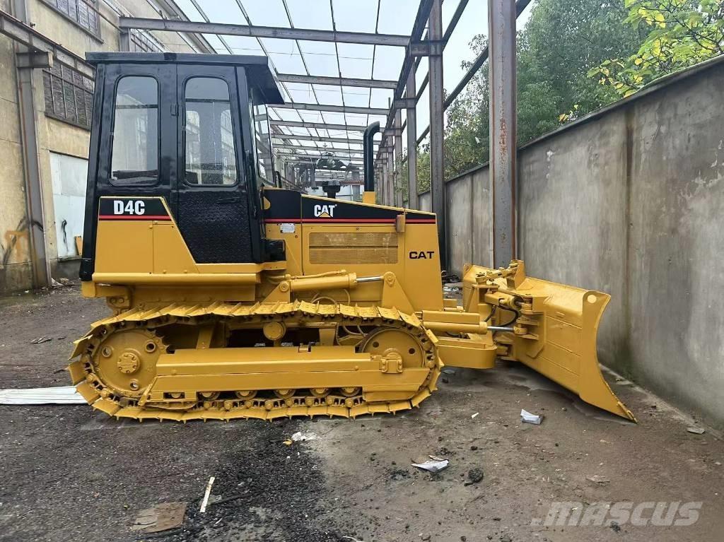 CAT D 4 C Buldozere pe senile