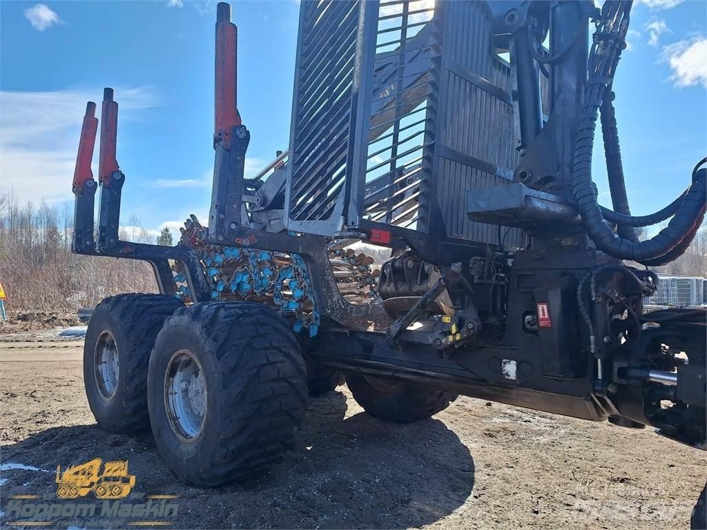 Komatsu 895 Combine forestiere