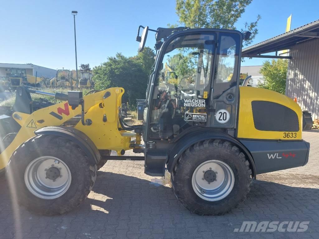 Wacker Neuson WL44 Incarcator pe pneuri