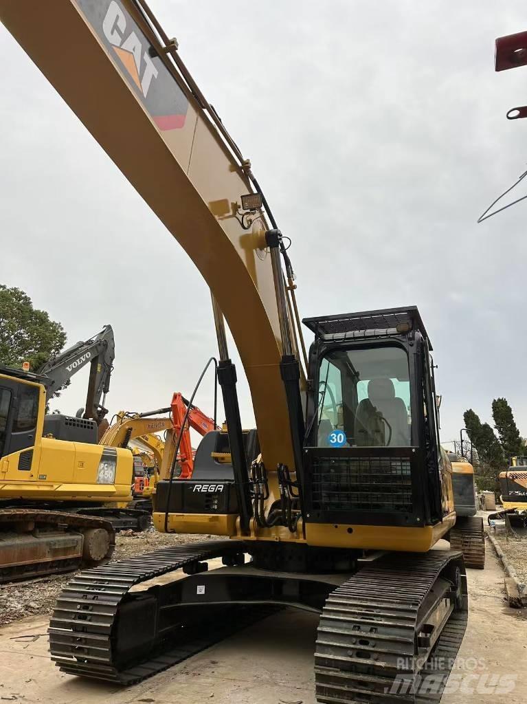 CAT 320 D Excavatoare pe șenile

