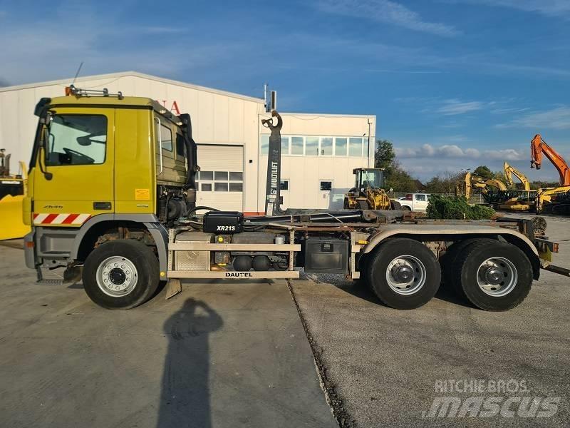 Mercedes-Benz DB2646 Camion cu carlig de ridicare