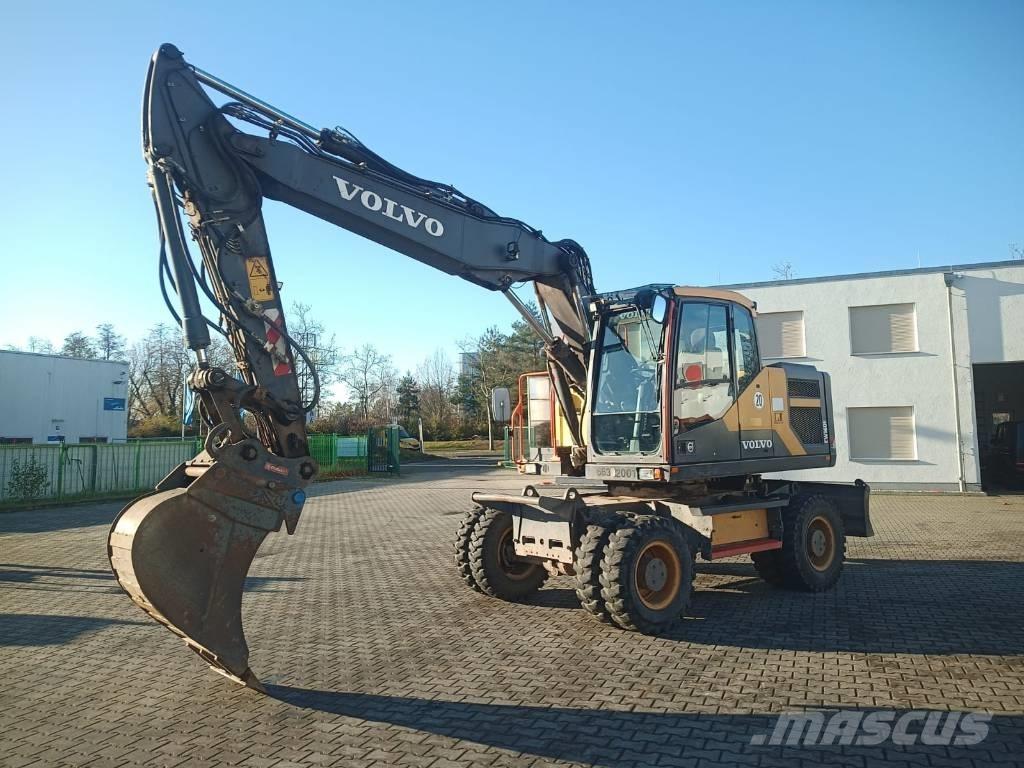 Volvo EW 160 E Excavatoare cu roti