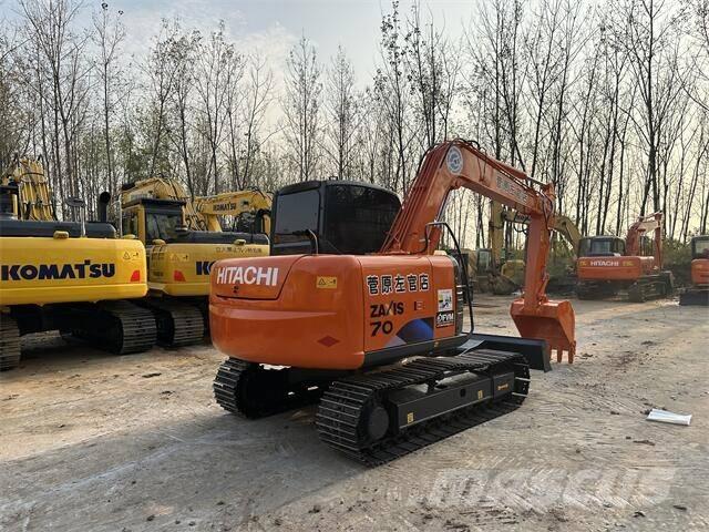 Hitachi ZX70 Excavatoare pe șenile
