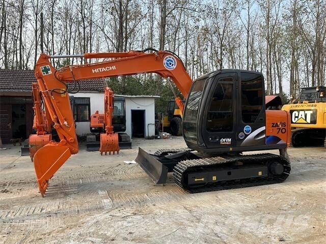 Hitachi ZX70 Excavatoare pe șenile
