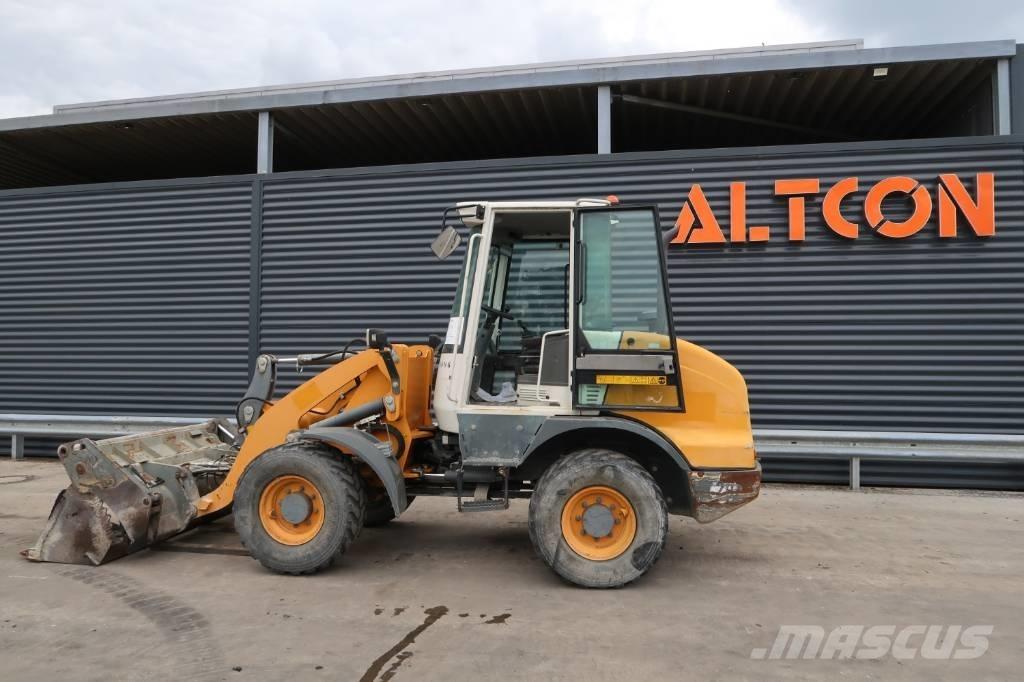 Liebherr L 506 Incarcator pe pneuri