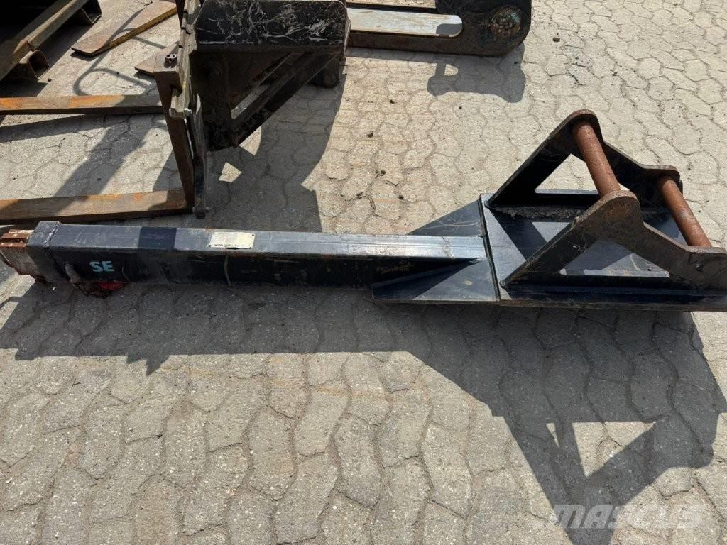  kranarm med udskud Pistoane