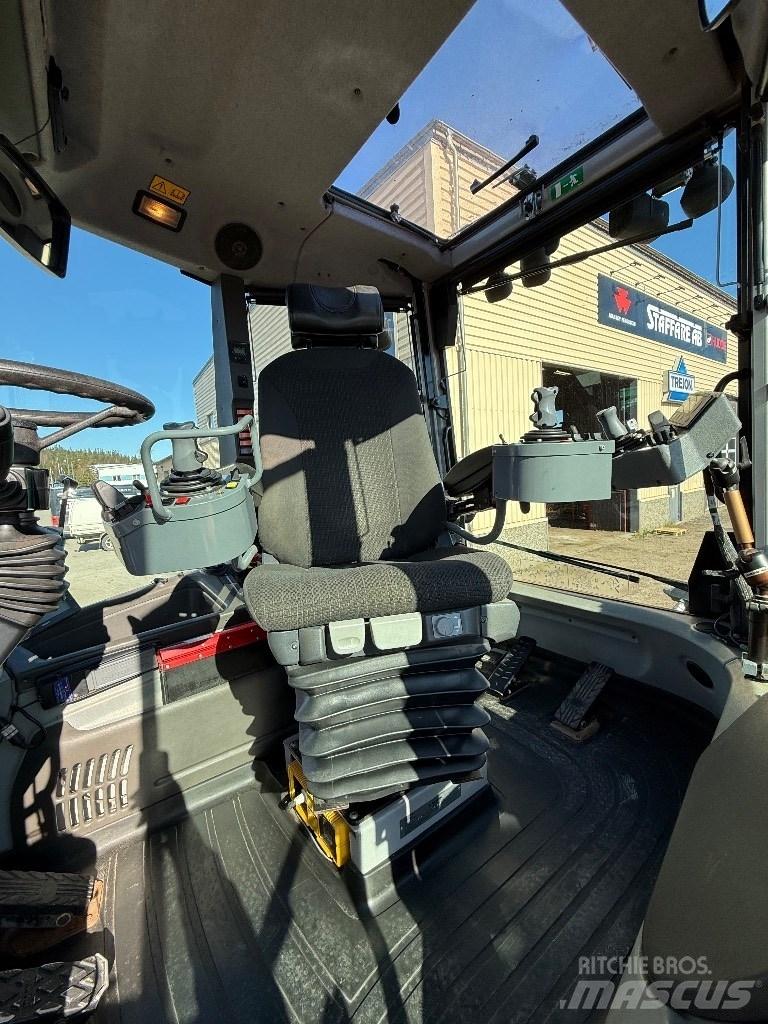 Huddig 1260 C Buldoexcavatoare