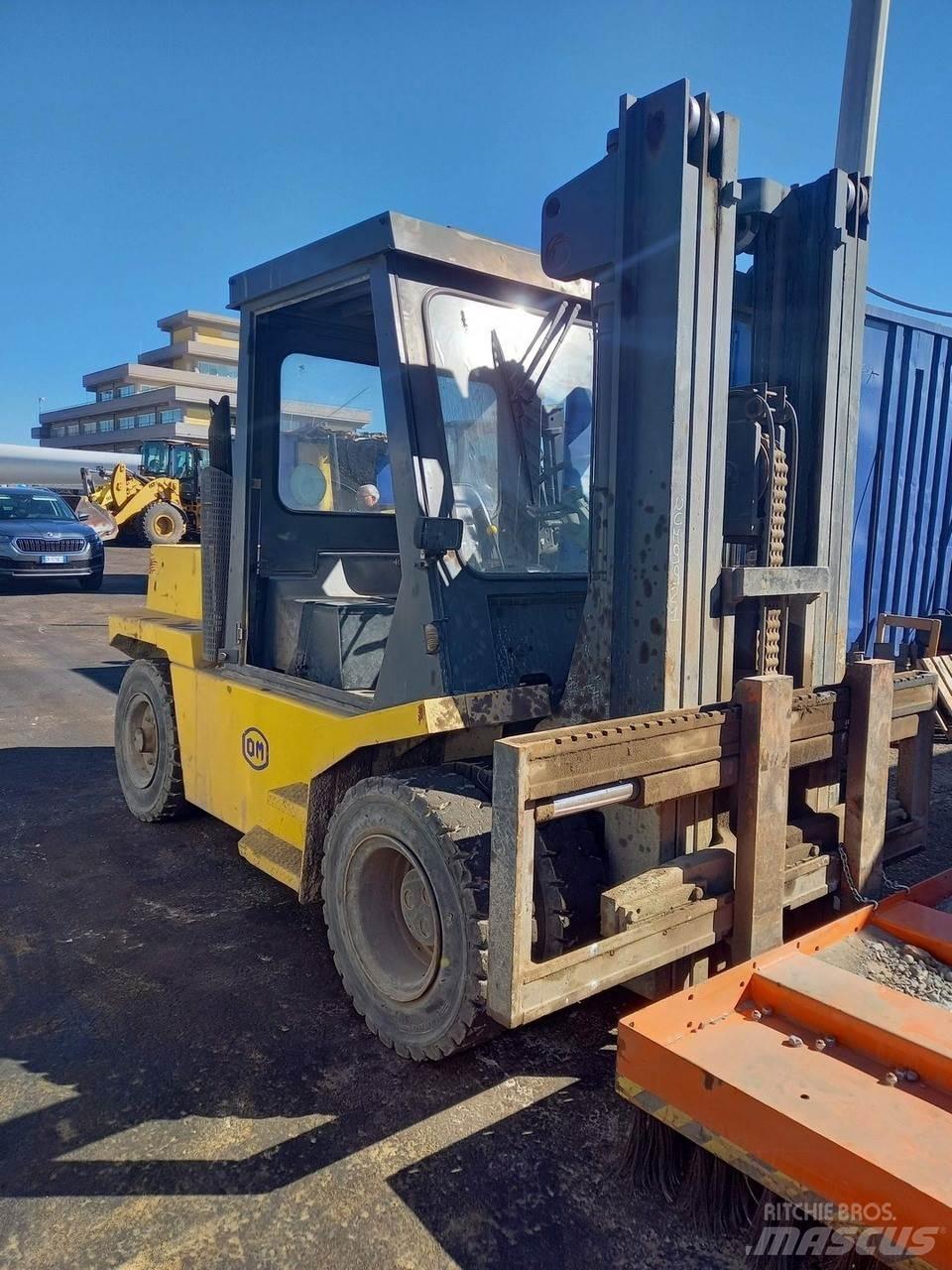 Om-Pimespo DI80C Stivuitor diesel