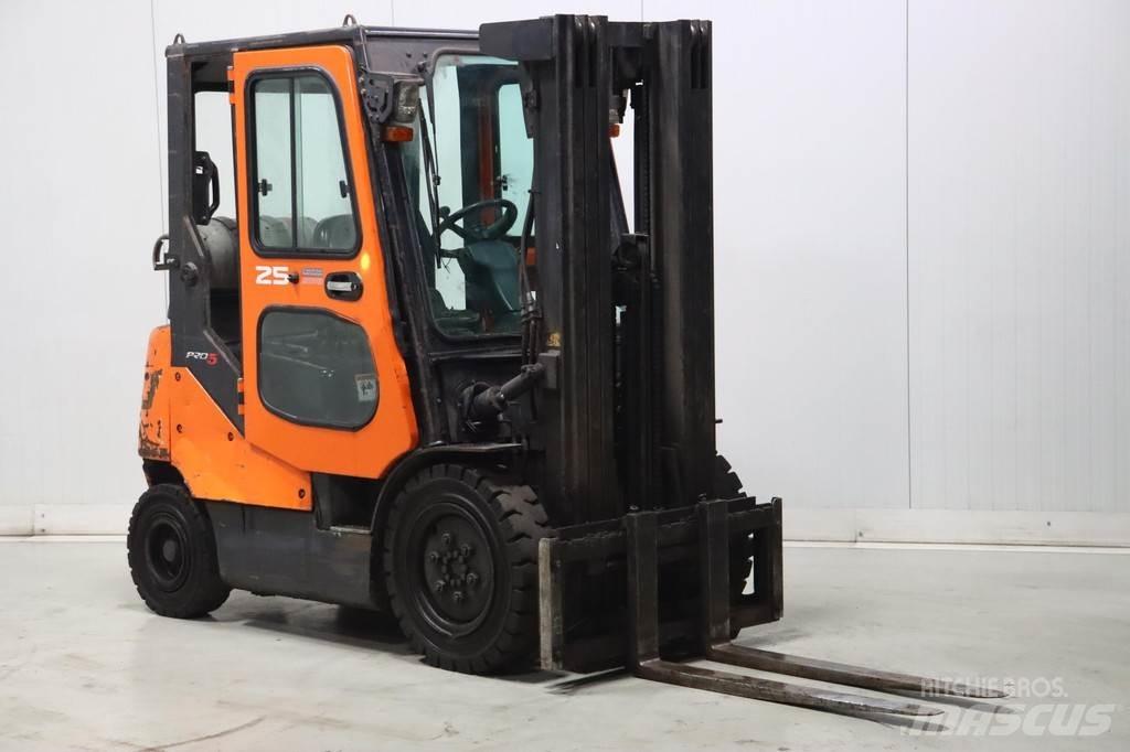 Doosan G25E-5 Stivuitor GPL