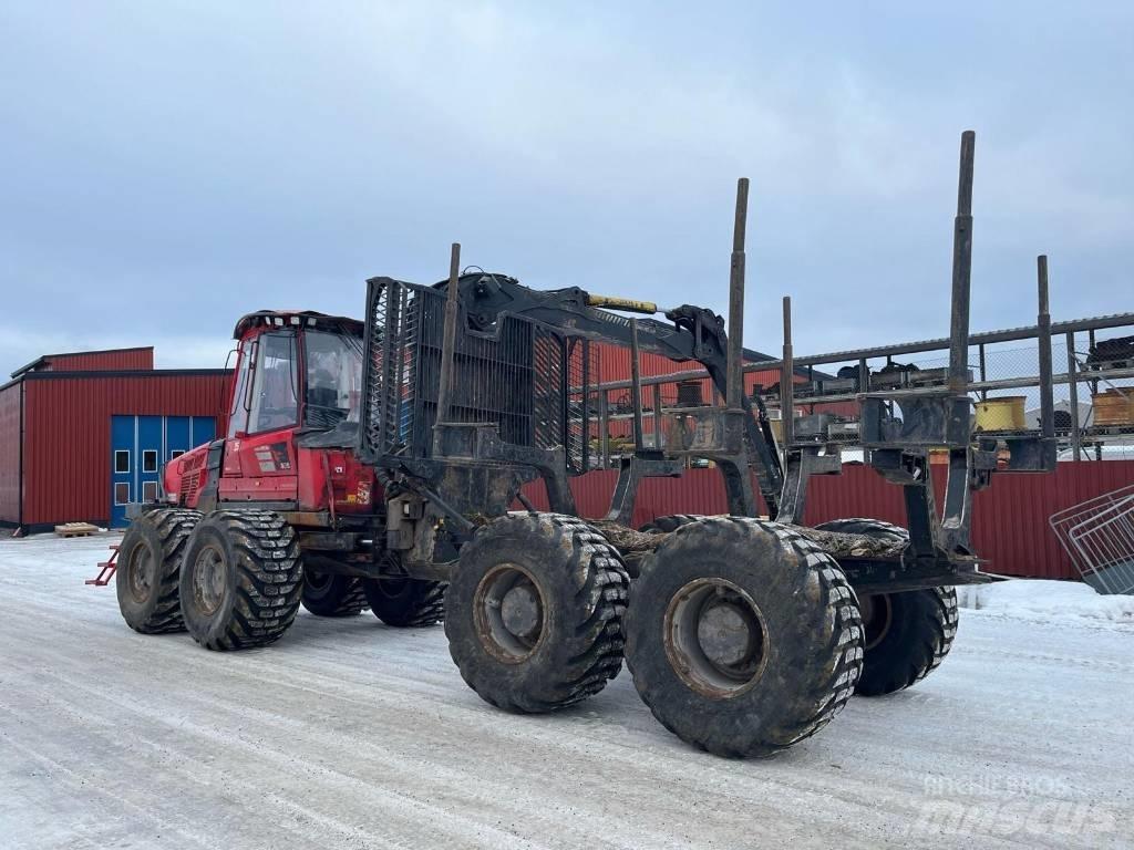 Komatsu 895 Transportoare