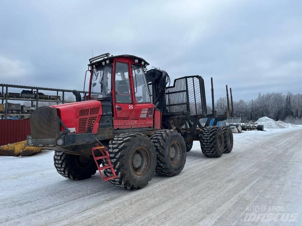 Komatsu 895 Transportoare