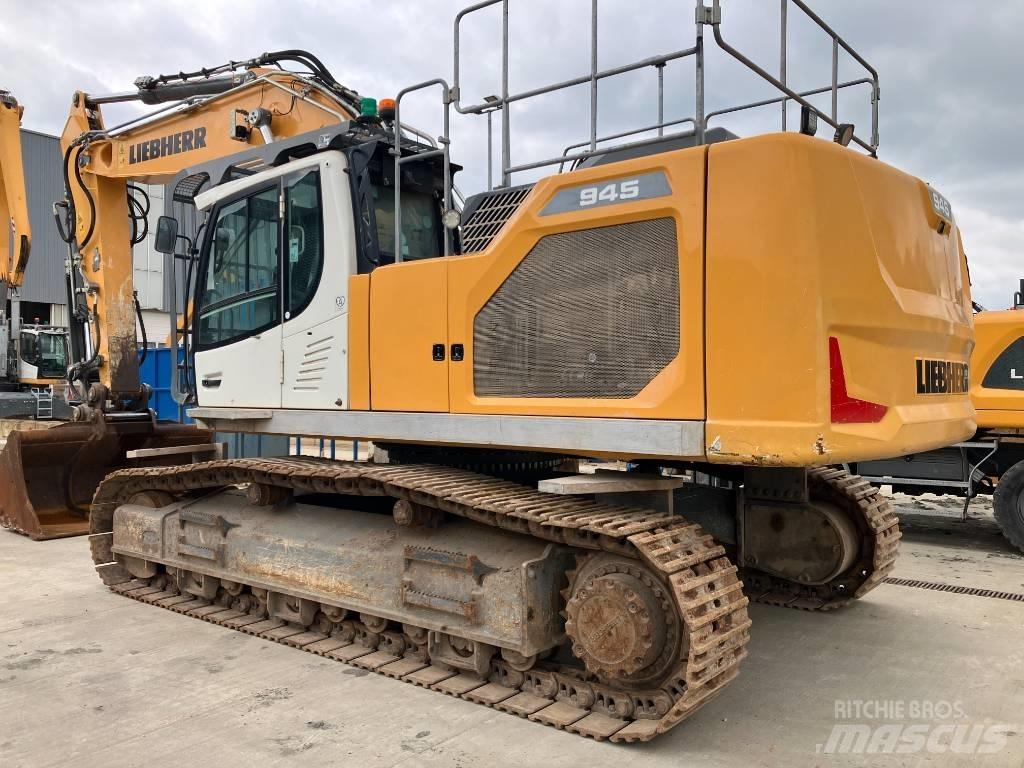 Liebherr R 945 Excavatoare pe șenile
