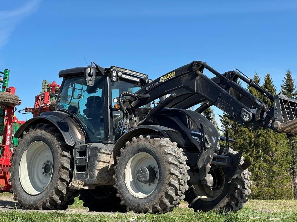 Valtra T 255 Versu Tractoare