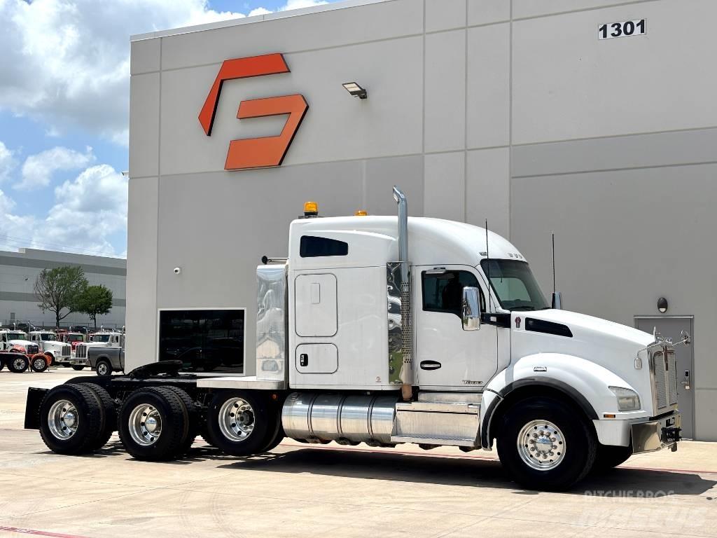 Kenworth T 880 Autotractoare