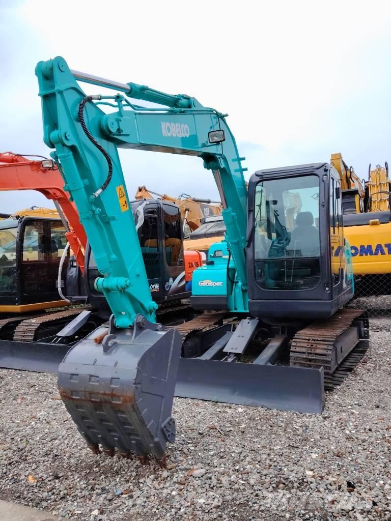 Kobelco SK 75 Excavatoare 7t - 12t
