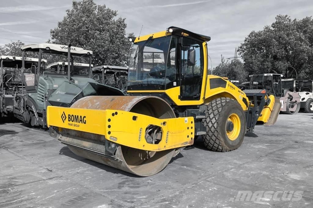 Bomag BW 213 D-5 Compactoare monocilindrice