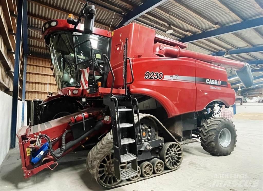 Case IH 9230 Combine de secerat
