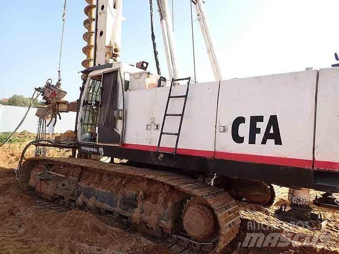 Casagrande CFA26 Echipamente de forare la suprafata