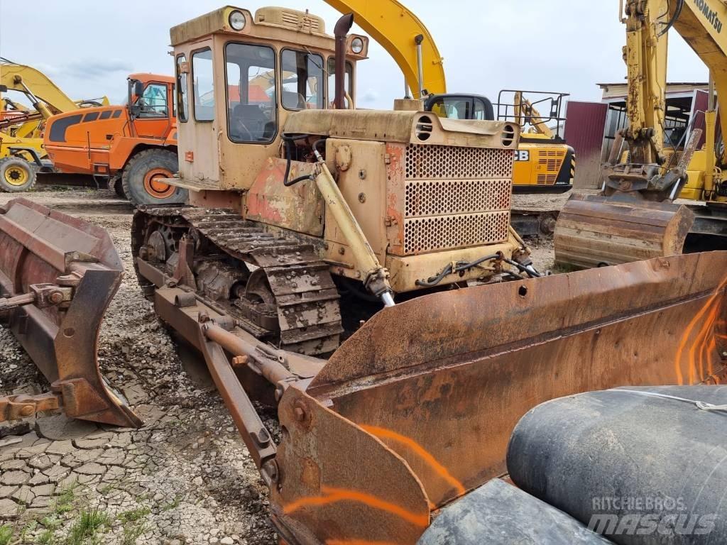 CAT T 130 Buldozere pe senile