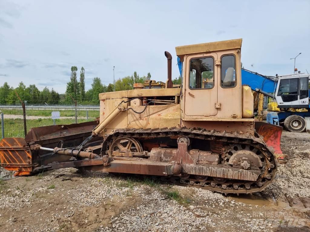 CAT T 130 Buldozere pe senile