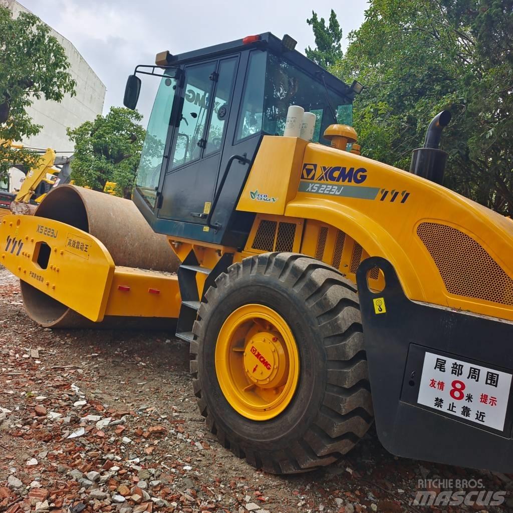 XCMG XS 223 J Compactoare monocilindrice