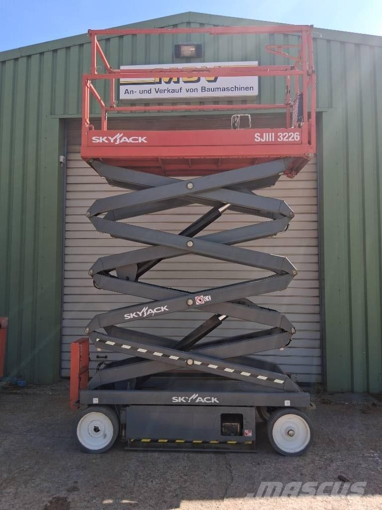SkyJack SJ III 3226 Platforme foarfeca