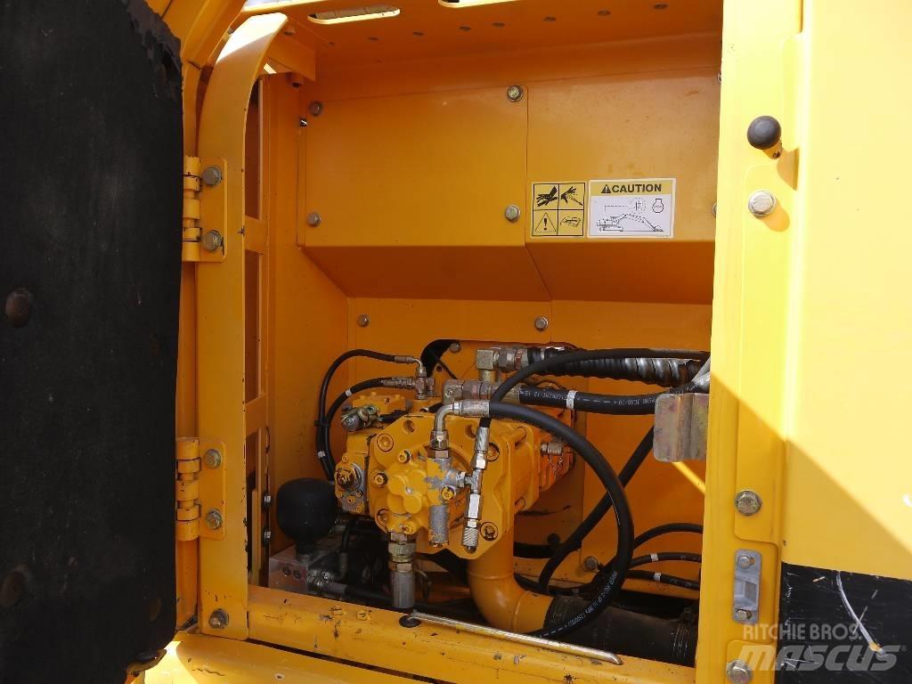 Hyundai R 140 LC-7 Excavatoare pe șenile
