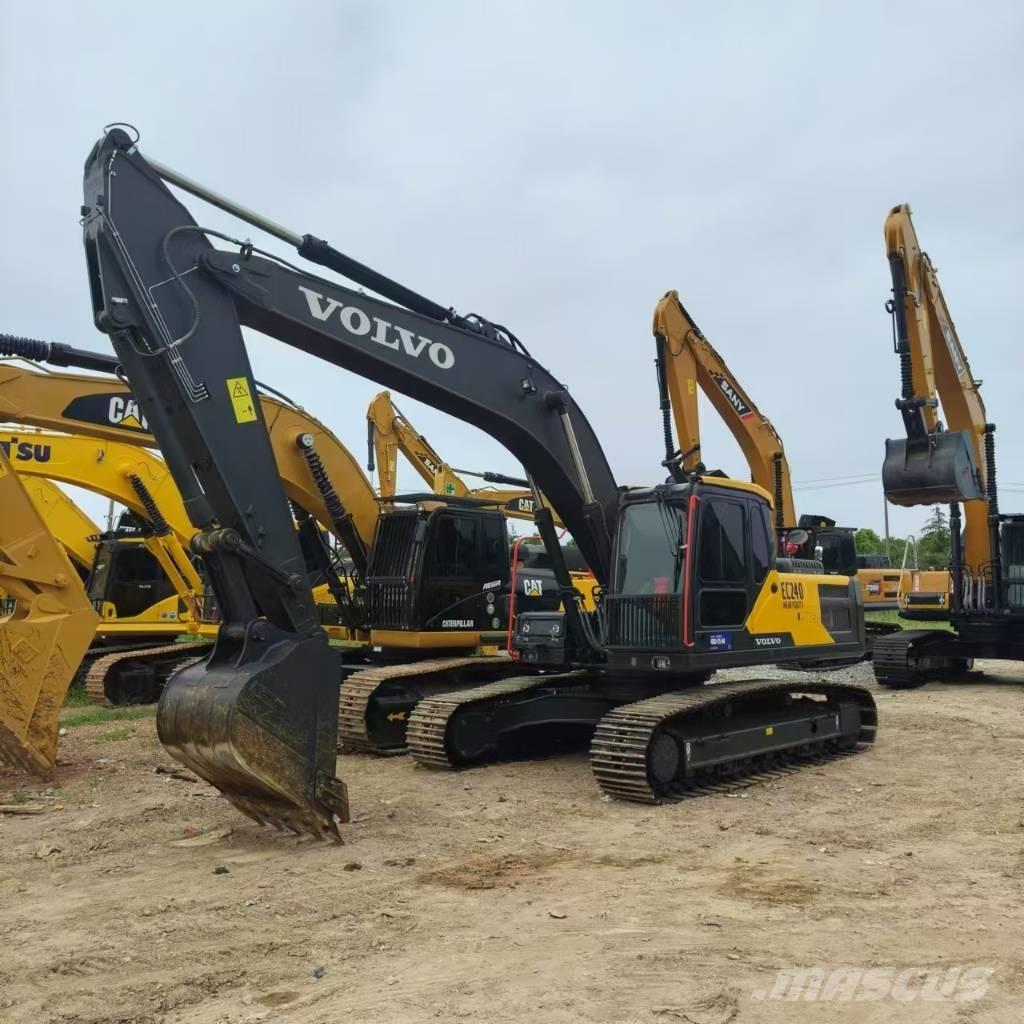 Volvo EC 240 Excavatoare pe șenile
