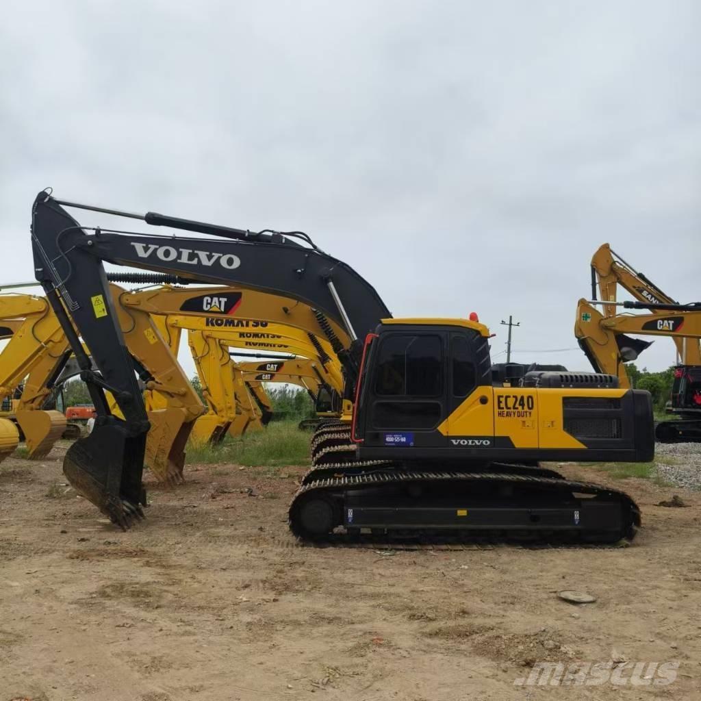Volvo EC 240 Excavatoare pe șenile
