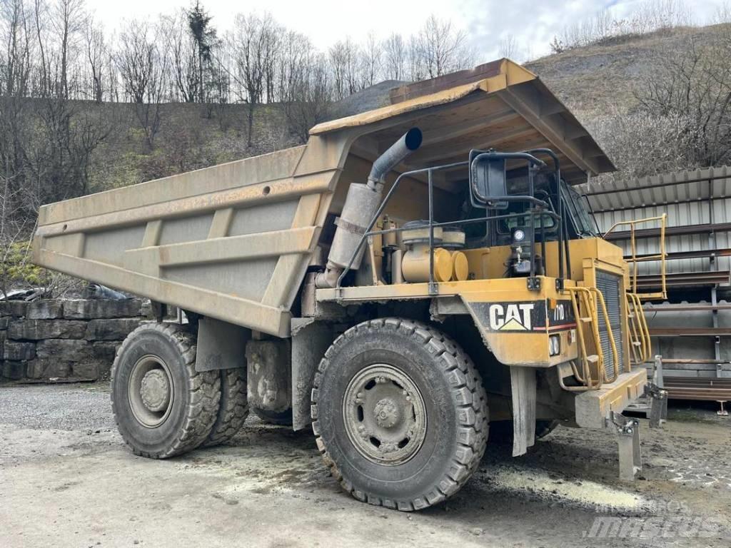 CAT 771D Camioane cu basculante rigide