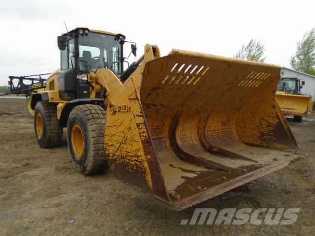 CAT 938M Incarcator pe pneuri