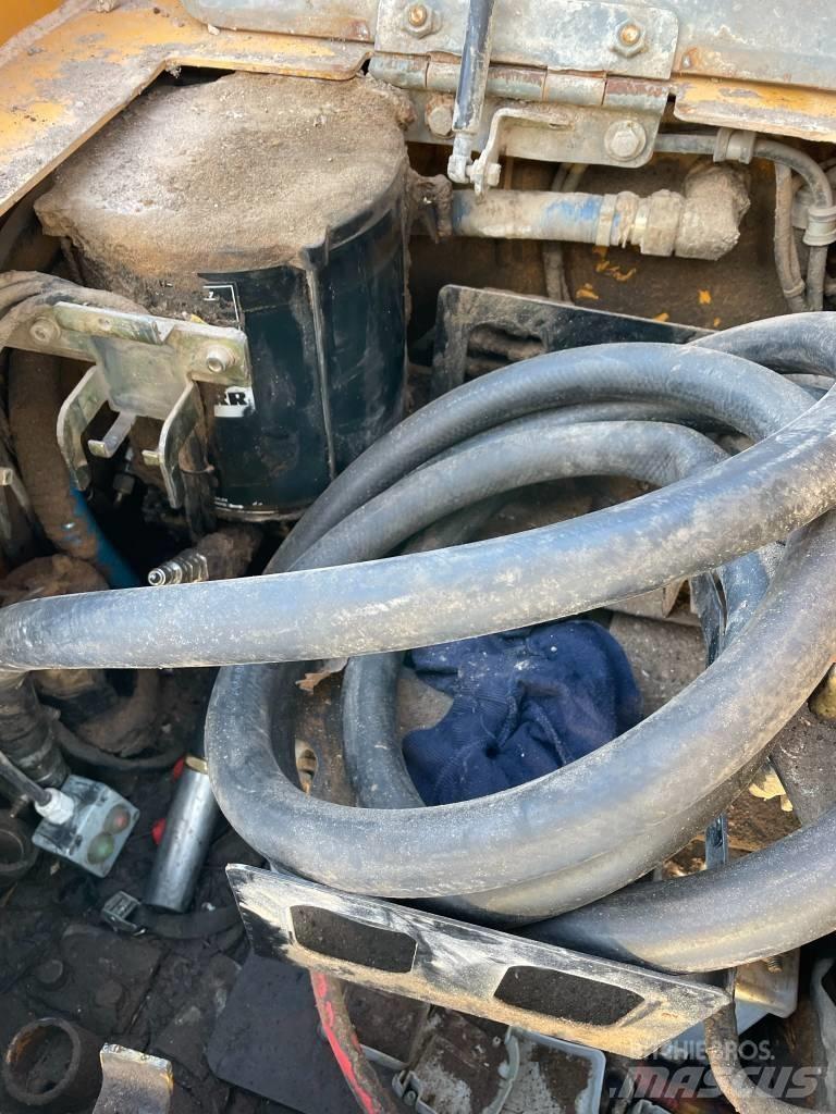 Liebherr R 926 LC Excavatoare pe șenile
