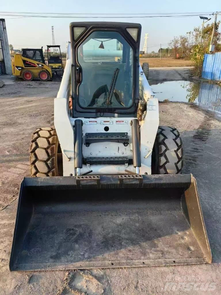 Bobcat S 300 Mini incarcator