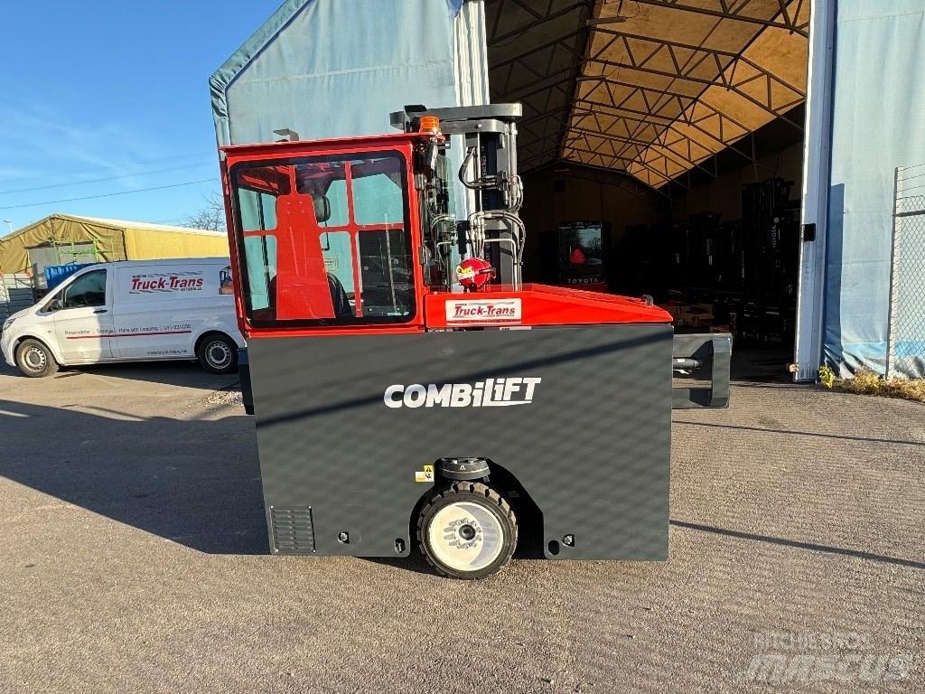 Combilift C3000ET Stivuitoare cu patru brate