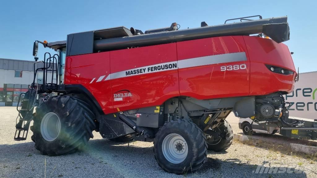 Massey Ferguson 9380 Combine de secerat