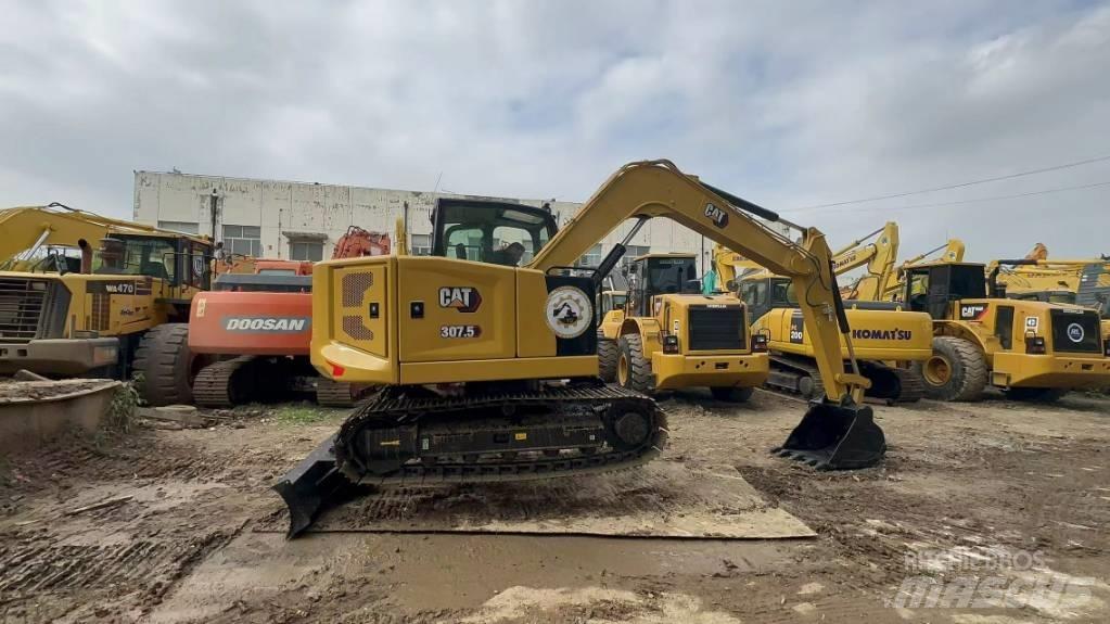 CAT 307 Excavatoare 7t - 12t