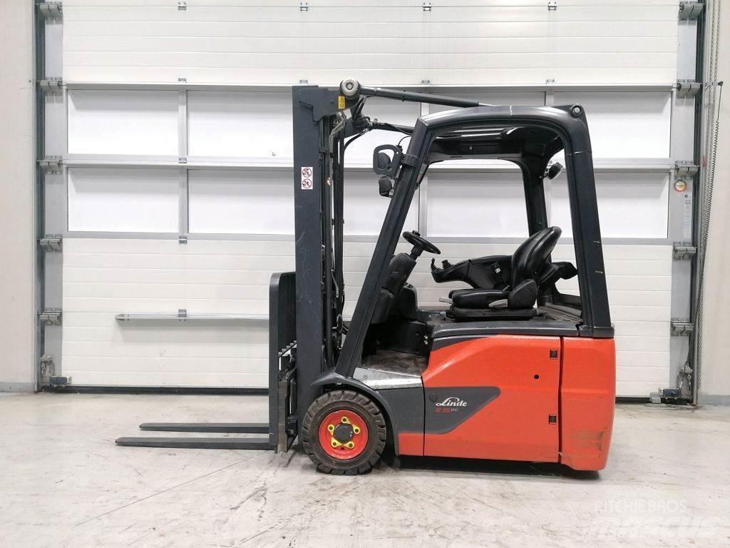 Linde E15-02 Stivuitor electric