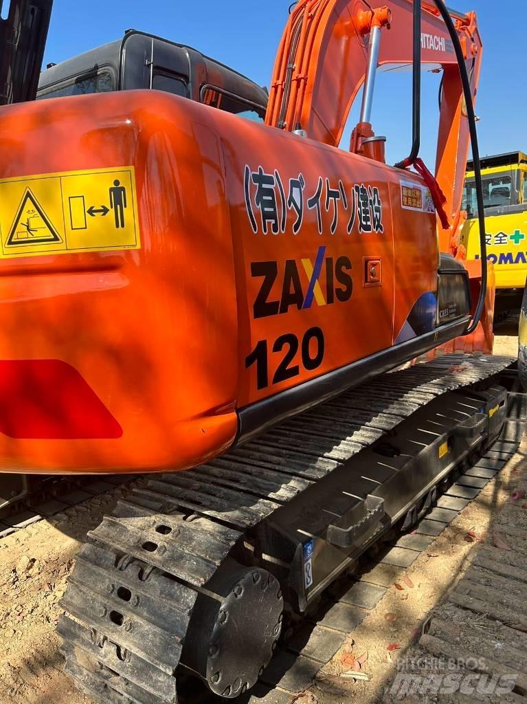 Hitachi ZX 120 Excavatoare 7t - 12t