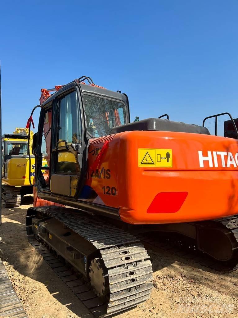 Hitachi ZX 120 Excavatoare 7t - 12t